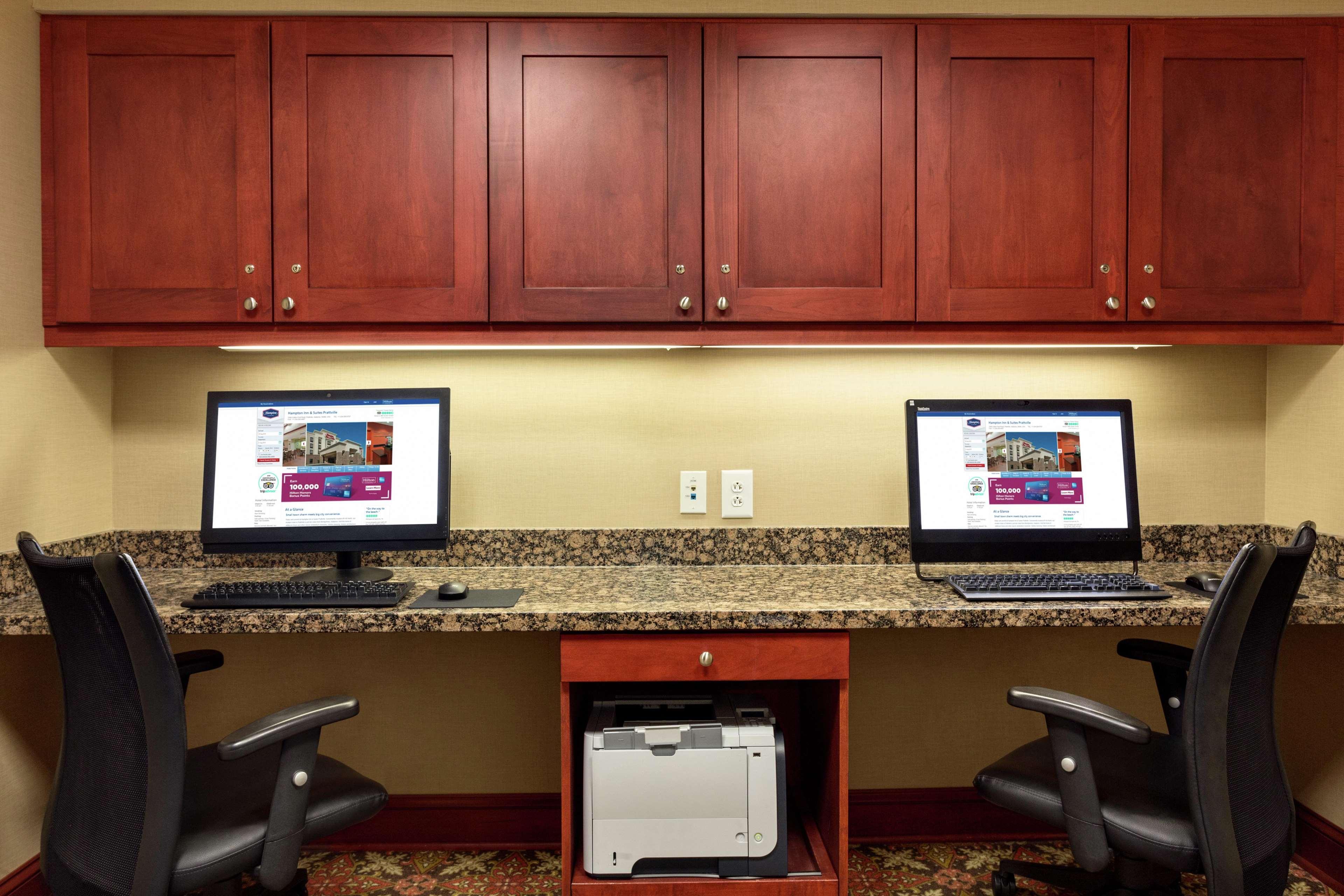 Hampton Inn & Suites Пратвил Екстериор снимка